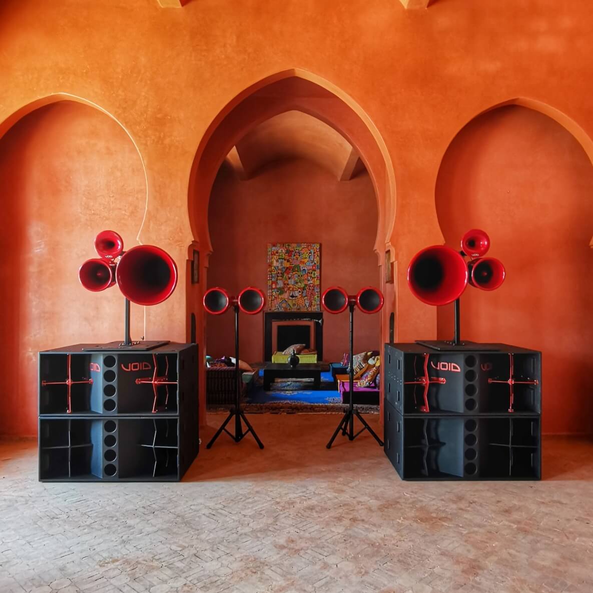 Stive de subwoofere Void Acoustics instalate la un eveniment